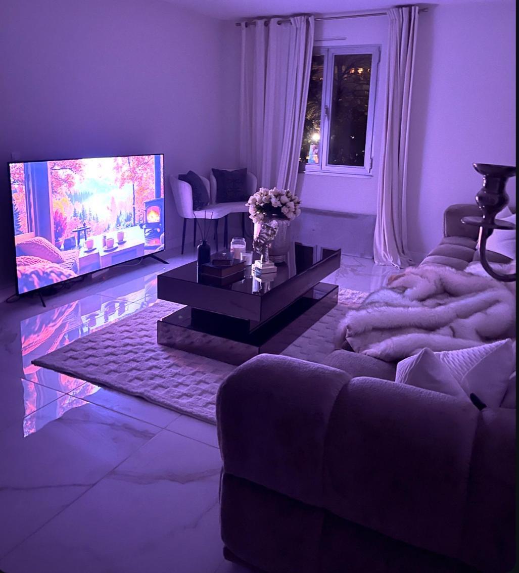 La Maison Du Luxe Ris-Orangis Luaran gambar